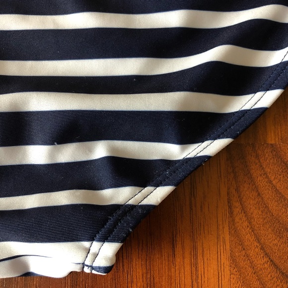 Crazy 8 swimsuit - Picture 3 of 4